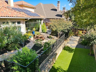 3705 Valencia Ct, Flower Mound, TX 75022 - photo 2