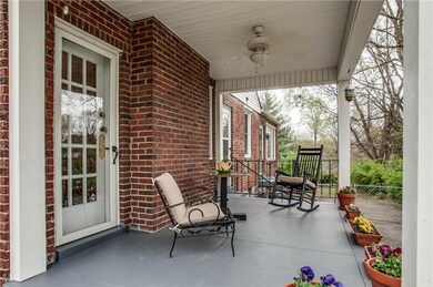 Visit with friends, drink coffee,your favorite cocktail, or just relax on this porch.