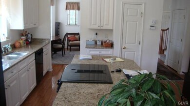 2361 Hollow View Dr, Easton, PA 18040 - photo 5