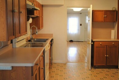 2122 Olladale Dr, Fort Wayne, IN 46808 - photo 7