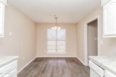 004-photo-dining-room-14942130