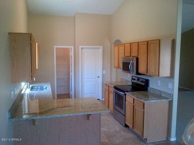 Phoenix-20120726-00675