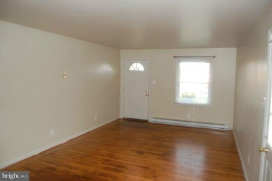 7397 Rogues Rd unit 1, Nokesville, VA 20181 - photo 2