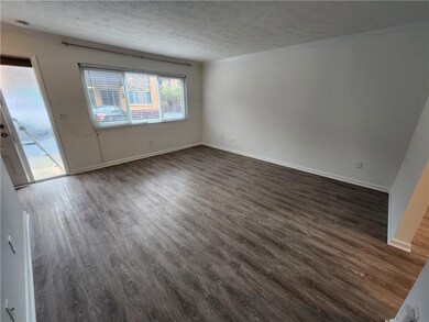 120 Biscayne Dr NW unit C5, Atlanta, GA 30309 - photo 3