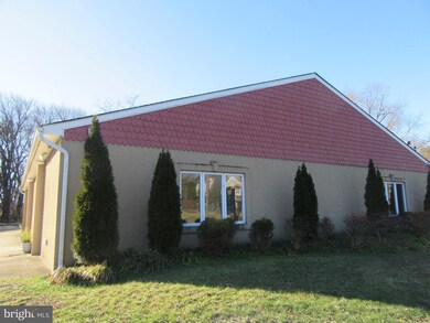 119 S Pemberton Rd, Pemberton, NJ 08068 - photo 2