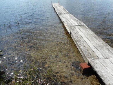 312 Mcgregor Rd, Lincoln, ME 04457 - photo 5