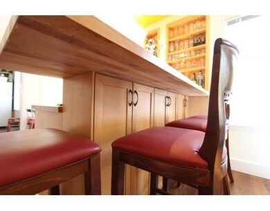 124 Hamilton St unit 126, Cambridge, MA 02139 - photo 2