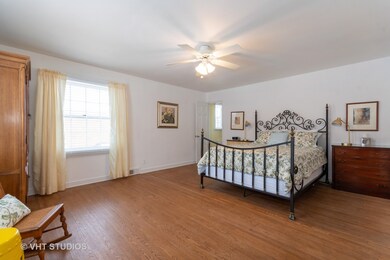 932 Brook St, Elgin, IL 60120 - photo 4