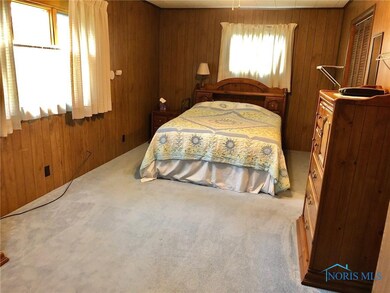 22922 W Hellwig Rd, Genoa, OH 43430 - photo 7