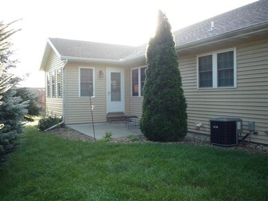 362 Sterling Dr, Oregon, WI 53575 - photo 3