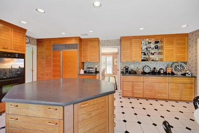 7 Eileen Ln, Marlboro, NJ 07746 - photo 5