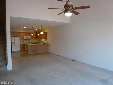 9 Hardy Ct unit 113, Lancaster, PA 17602 - photo 3