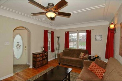 1150 67th St, Windsor Heights, IA 50324 - photo 3