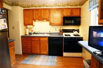 Kitchen comes fully equipped.