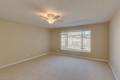 6 Living Room 1