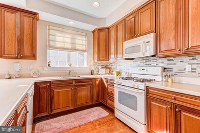 330 Melbourne Way, Souderton, PA 18964 - photo 5