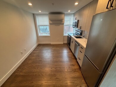 366 Hanover St unit 9, Boston, MA 02113 - photo 4