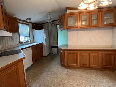 11 Willow Rd, Newton, NH 03858 - photo 7