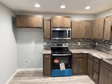 419 W Waggoner St, Tullahoma, TN 37388 - photo 4