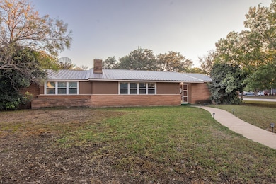 603 Grand Ave, Brady, TX 76825 - photo 2