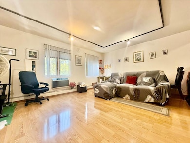 1348 63rd St unit 5, Brooklyn, NY 11219 - photo 3