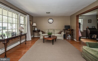 196 Share Dr, Morrisville, PA 19067 - photo 7