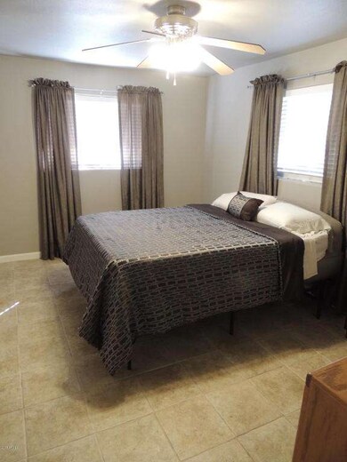 Guest bedroom