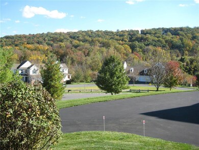 899 Sonoma Ln, Easton, PA 18040 - photo 5