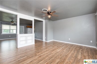 2407 Post Oak Ave, Copperas Cove, TX 76522 - photo 2