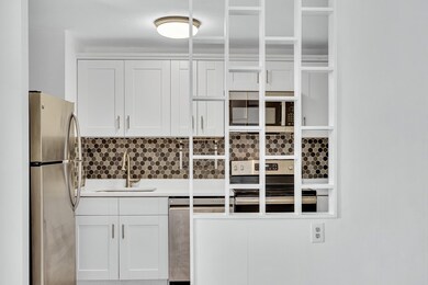 125 Trapelo Rd unit 12, Belmont, MA 02478 - photo 5