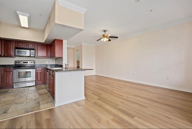 7575 Kirby Dr unit 1209, Houston, TX 77030 - photo 4