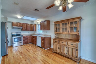 867-E-Main-St-Abingdon-VA Matt-Smith-Rea