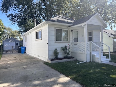 26584 Hampden St, Madison Heights, MI 48071 - photo 4