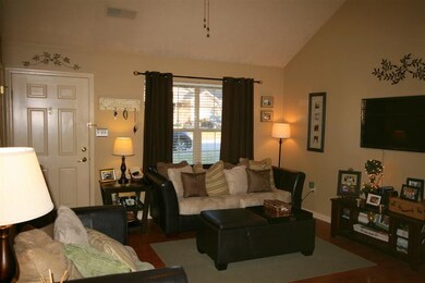 232 Christopher Dr unit 4, Nicholasville, KY 40356 - photo 3