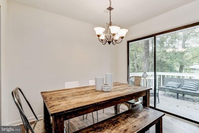 425 Beach Dr, Annapolis, MD 21403 - photo 5