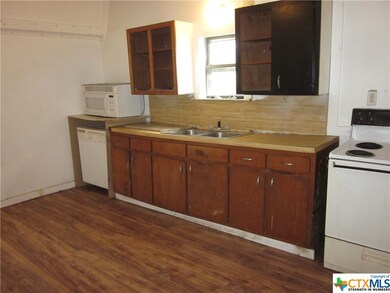 8496 Aycock Rd, Moody, TX 76557 - photo 6