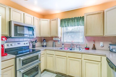 07_657Laurie1266_mls