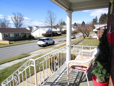 1350 Rundle St, Scranton, PA 18504 - photo 2