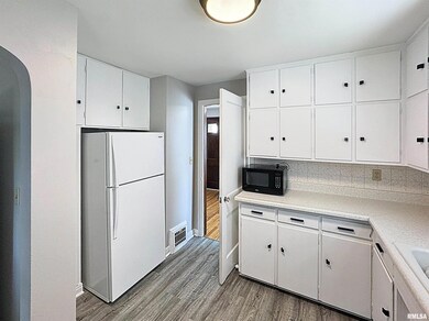 2240 25th St, Rock Island, IL 61201 - photo 7