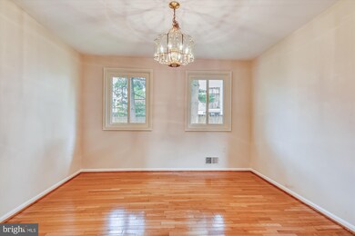 3020 Peebles Ct, Olney, MD 20832 - photo 6