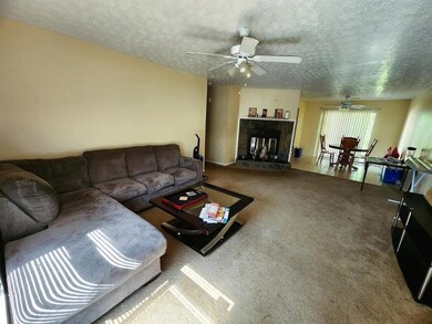 606 Pine Tree Trail unit 7C, Atlanta, GA 30349 - photo 3