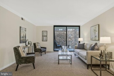 3111 Patrick Henry Dr unit 634, Falls Church, VA 22044 - photo 2