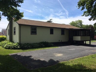 32 Corliss Ave, East Greenbush, NY 12061 - photo 3