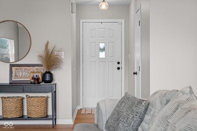 3645 Greenway Ct, Columbus, IN 47203 - photo 3