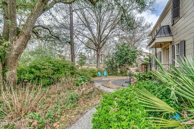 1704 Howard St-7