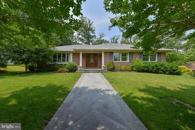 1213 Villamay Blvd, Alexandria, VA 22307 - photo 2