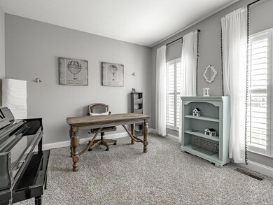 Front Room Study-Great for an office, playroom, fo