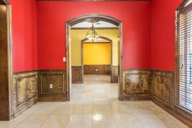 DINING ROOM (2)