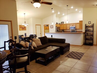 2142 Sandalwood Ct, Alamogordo, NM 88310 - photo 4