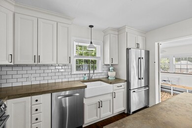 71 Winthrop Ave, Braintree, MA 02184 - photo 4